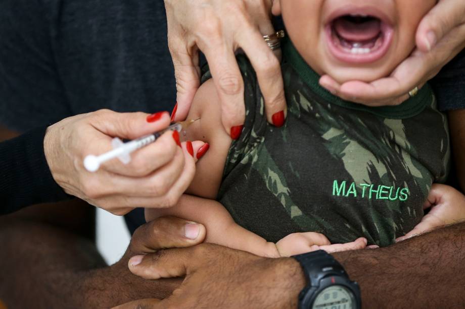 Vacinação infantil contra a Covid-19, em São Paulo, 2022.