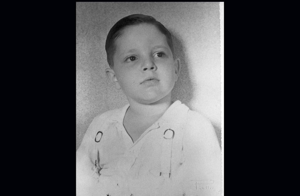 J&ocirc; Soares aos 4 anos de idade, no final dos anos 40.
