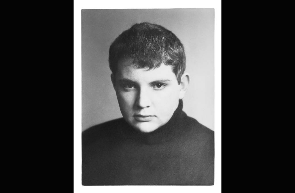 Jô Soares, apresentador, ator, autor, ainda adolescente na Suiça, nos anos 50. Jô Soares, apresentador, ator, autor, ainda adolescente na Suiça, nos anos 50.