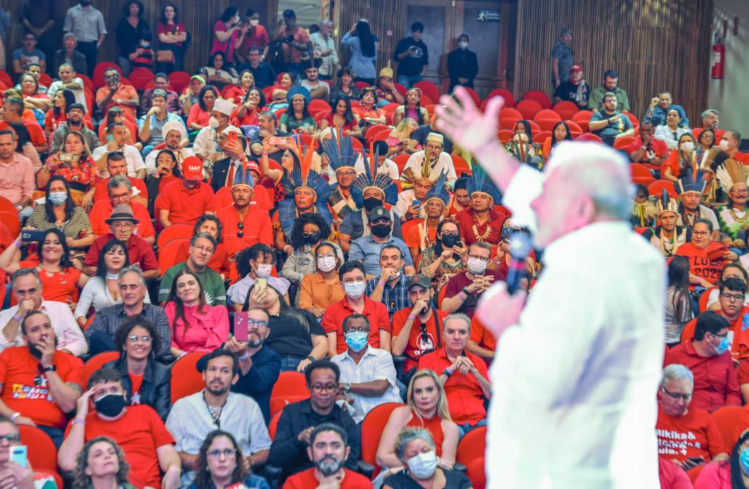 O ex-presidente Luiz Inácio Lula da Silva e candidato `a presidência da República pelo PT, no ato "Brasil Pela Paz pela Paraíba e pelo Brasil", 02/08/2022. O ex-presidente Luiz Inácio Lula da Silva e candidato `a presidência da República pelo PT, no ato "Brasil Pela Paz pela Paraíba e pelo Brasil", 02/08/2022.