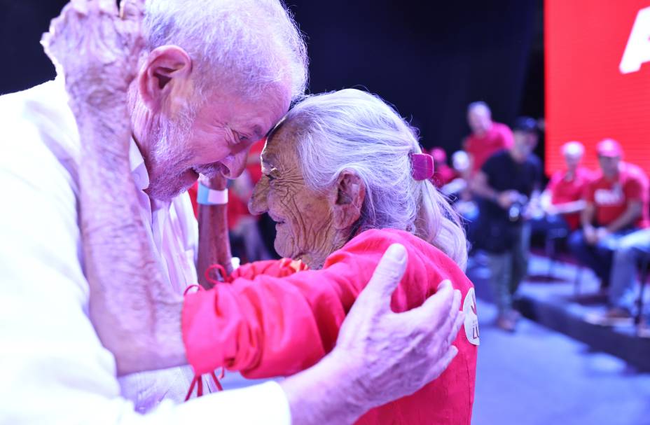 O ex-presidente Luiz Inácio Lula da Silva e candidato `a presidência da República pelo PT, em Campina Grande-PB durante o ato "Vamos juntos pela Paraíba e pelo Brasil", 02/08/2022.