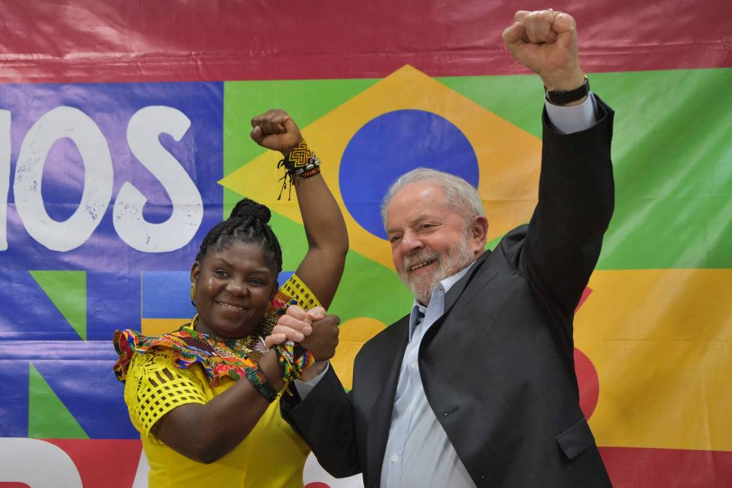 O ex-presidente Luiz Inácio Lula da Silva e candidato `a presidência da República pelo PT, se encontra com a vice-presidente da Colômbia Francia Marquez, na Fundação Perseu Abramo, em São Paulo, 26/07/2022. O ex-presidente Luiz Inácio Lula da Silva e candidato `a presidência da República pelo PT, se encontra com a vice-presidente da Colômbia Francia Marquez, na Fundação Perseu Abramo, em São Paulo, 26/07/2022.
