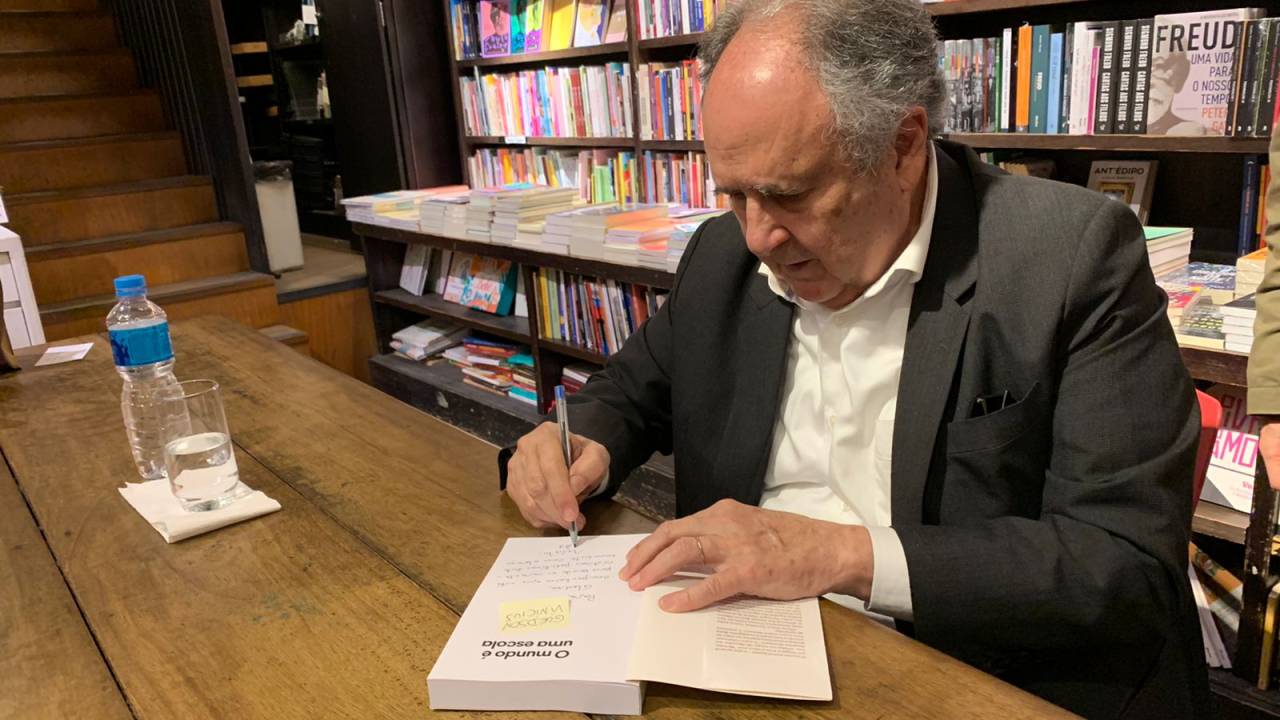 Cristovam Buarque, ex-ministro da Educação no primeiro governo Lula