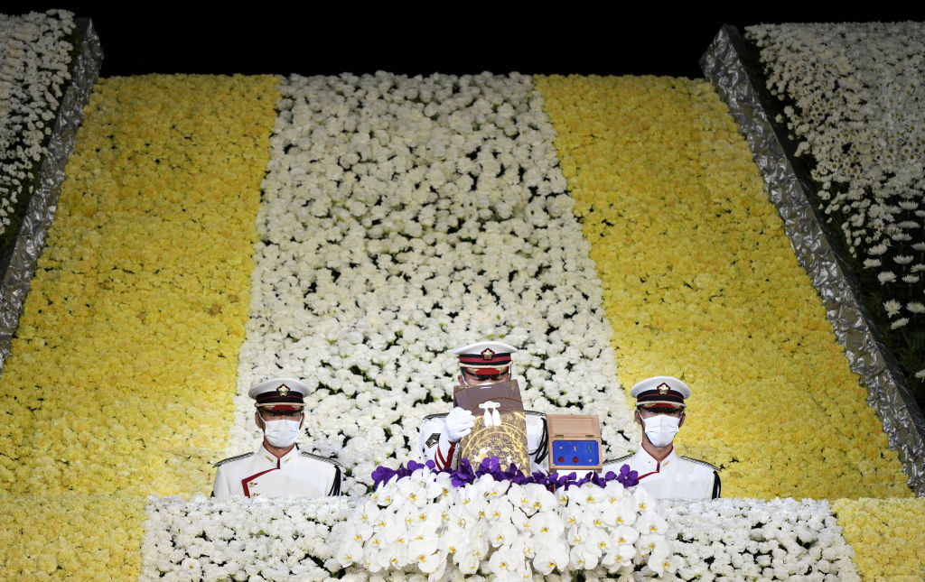 Japão realiza funeral de Estado polêmico para ex-premiê assassinado