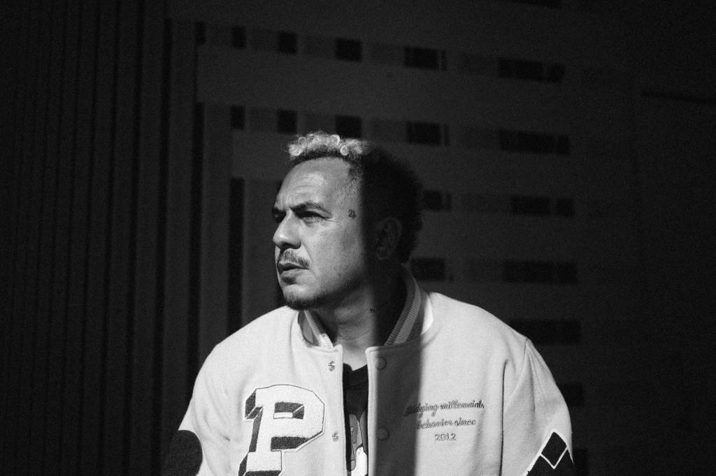 Marcelo D2 lança linha de produtos à base de maconha