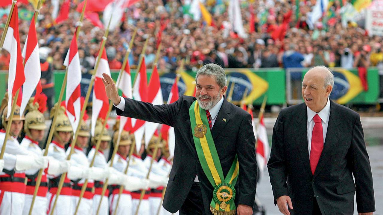 O CARA - Lula: no livro, um líder singular, transformador e aberto ao diálogo -