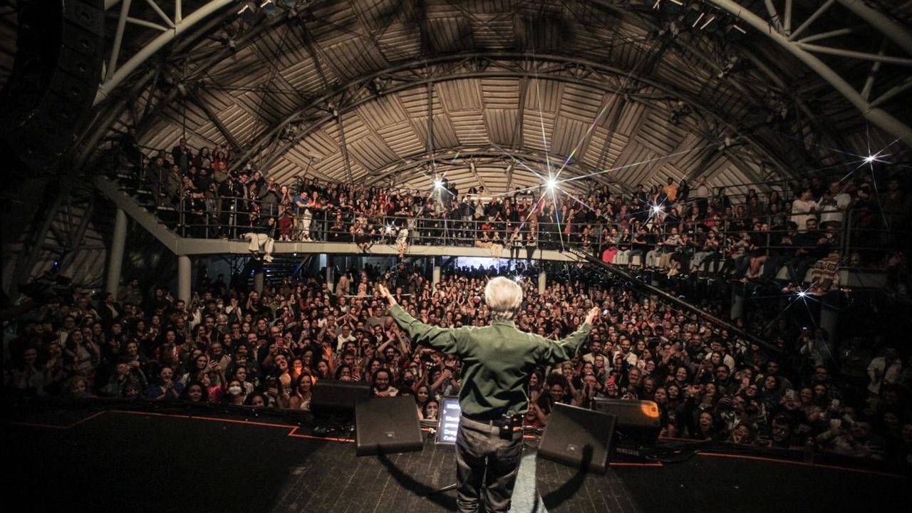 Show de Caetano Veloso para campanha de Molon no Rio -
