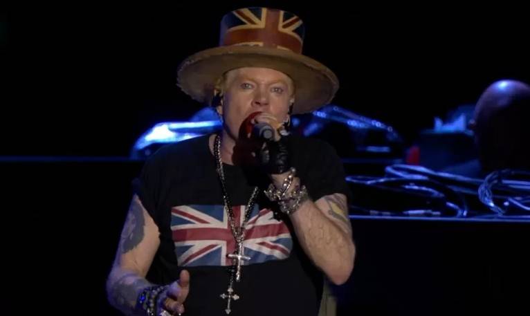 Axl Rose pede desculpas após apresentação estridente no Rock in Rio