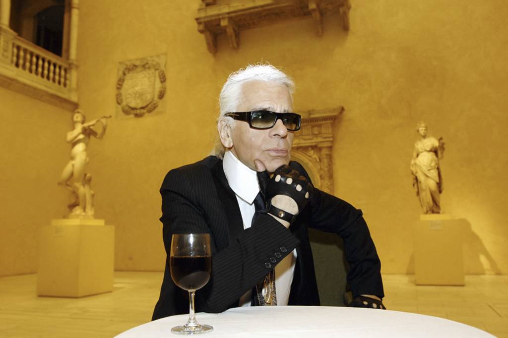 000_WAS2005050260861.jpg EXCÊNTRICO - Lagerfeld: ele gostava mesmo é de refrigerante -