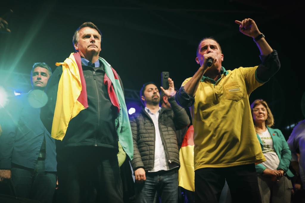 11OUT2022—Comicio-Bolsonaro—084.jpg FIDELIDADE - Onyx Lorenzoni: trunfo de ser apoiador de primeira hora do capitão -