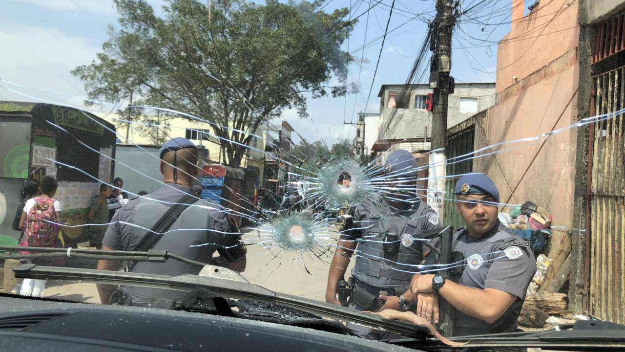 Atentado durante visita do candidato Tarcísio de Freitas em Paraisópolis (SP), nesta segunda-feira (17). Oslaim Brito/Futura Press