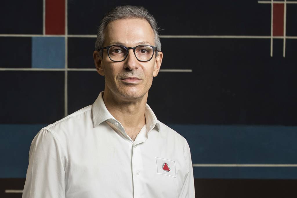 Romeu Zema: “O Brasil se transformou no país das pautas irrelevantes”