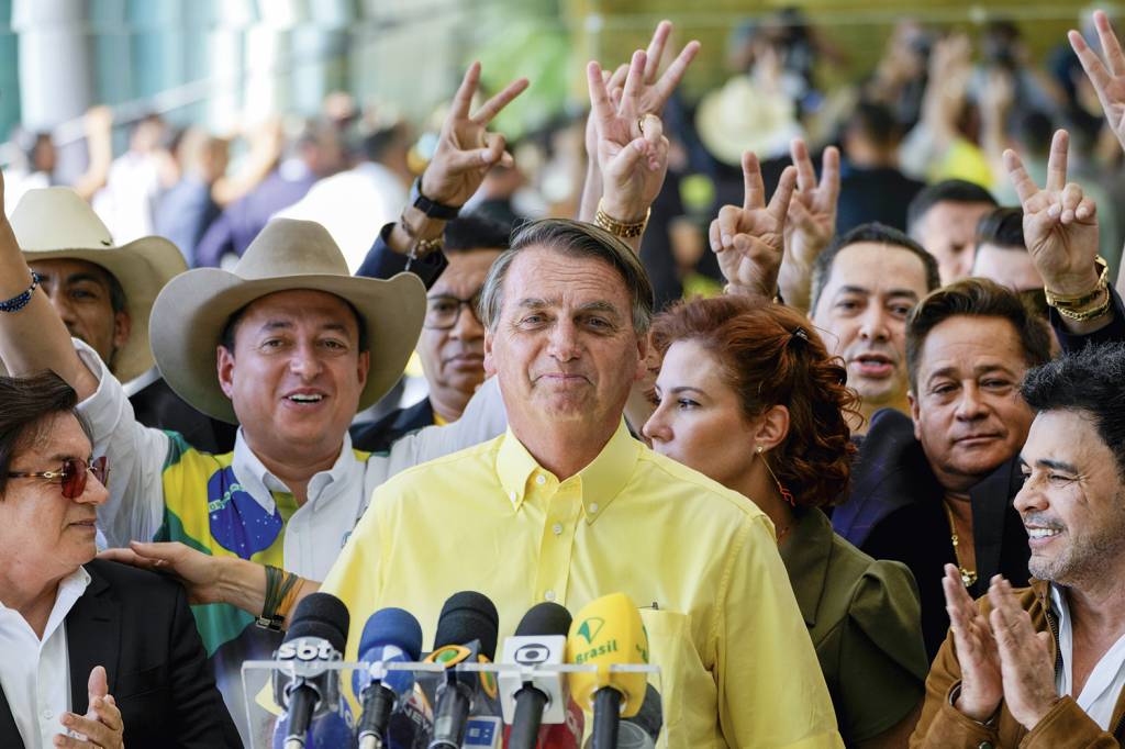 AP22290755888872.jpg Jair Bolsonaro e sertanejos -