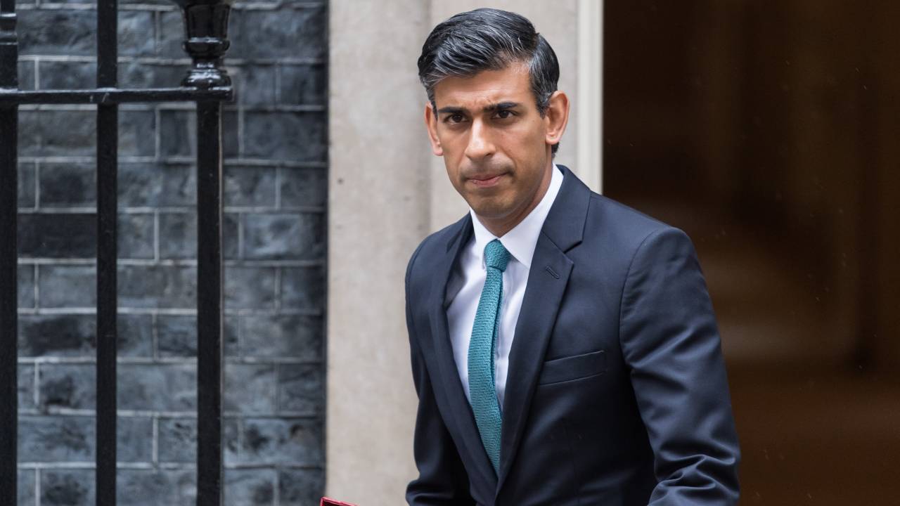 O novo premiê da Inglaterra, Rishi Sunak, teve sua primeira ligação com o presidente da França, Emmanuel Macron.