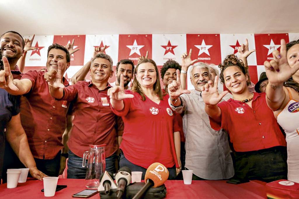 MARILIA-ARRAES-PT-APOIO-SEGUNDO-TURNO-2022-01.jpg REUNIÃO - Marília: a ex-petista recebeu o apoio do PT e aposta em Lula -