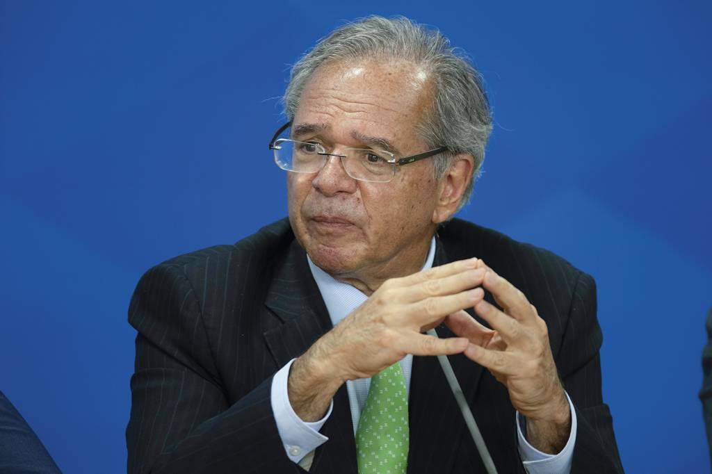 b869838717199096f358805a97ac8dee60878a57.jpg VOO MODESTO - Guedes: economia estimulada por medidas eleitorais -