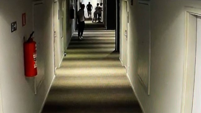 Vídeo mostra ação de jogadores acusados de estupro coletivo