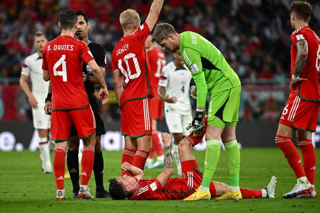 FBL-WC-2022-MATCH04-USA-WAL Harry Wilson precisou sair diante dos Estados Unidos -