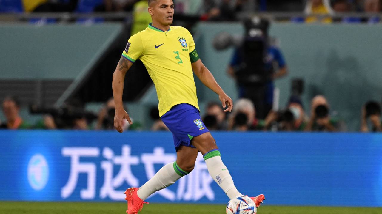 Capitão Thiago Silva, destaque defensivo contra os suíços -