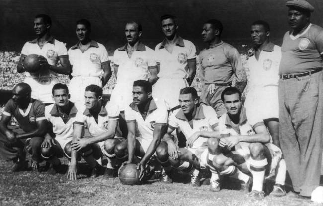 Brasil México 1950 Brasil e México se enfrentaram pela primeira vez na história em 1950 -