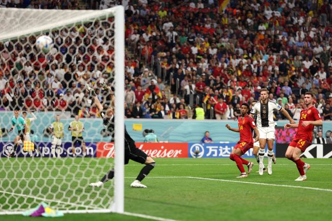 Spain v Germany: Group E – FIFA World Cup Qatar 2022 Fuellkrug acertou um lindo chute no ângulo -
