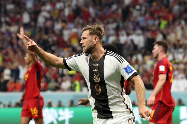 Spain v Germany: Group E – FIFA World Cup Qatar 2022 Niclas Fuellkrug marcou o gol de empate alemão -