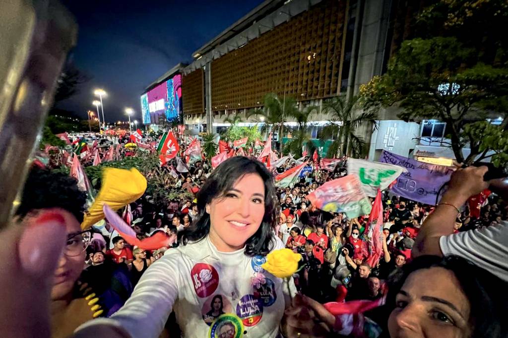 SIMONE TEBET-CAMPANHA LULA-2022-09.jpg FAVORITA - Simone Tebet, que ganhou enorme projeção durante a campanha: participação com ou sem acordo com o MDB -