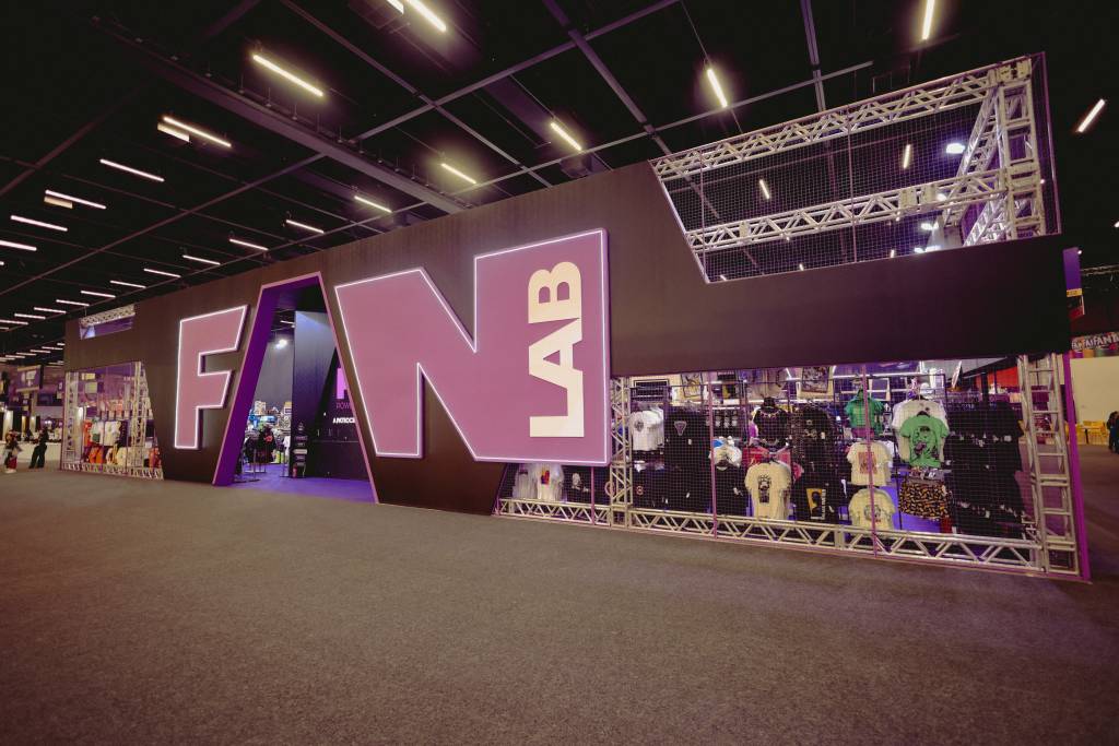 A estreia arrasa-quarteirão da FanLab, marca geek da Riachuelo, na CCXP