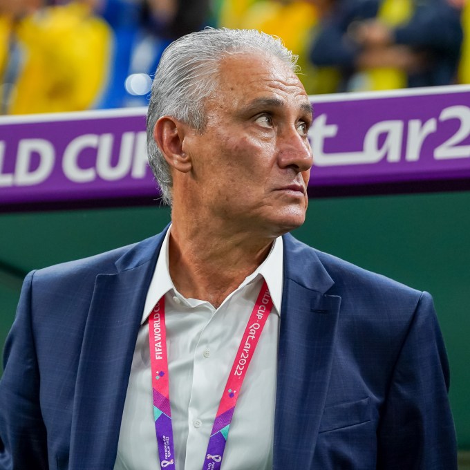 Após seleção brasileira, Tite está na mira do futebol árabe