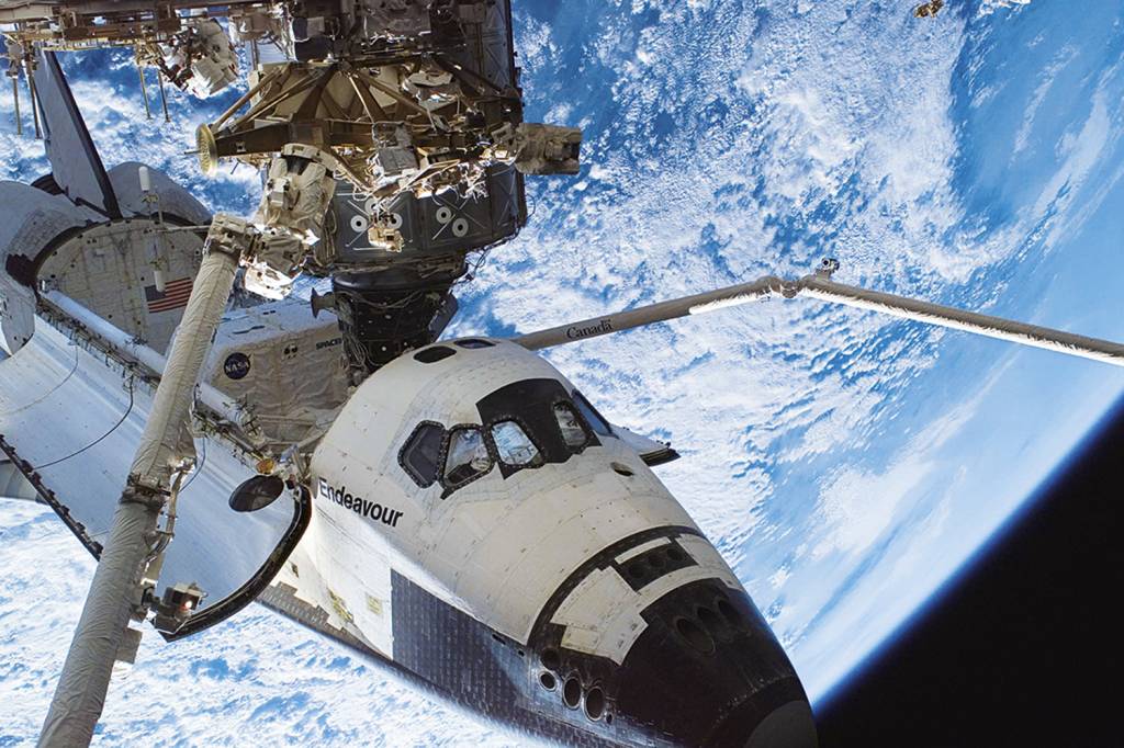 NASA-ESPAÇO-ENDEAVOUR.jpg RISCO - A Terra vista do alto: exposição aos raios cósmicos aumenta o perigo -