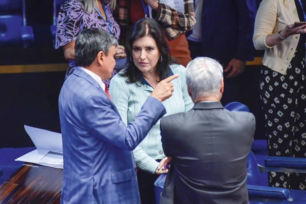 SIMONE-TEBET-WELLINGTON-DIAS-SENADO-2022-09.jpg CONCORRÊNCIA - Simone Tebet: a indicação da senadora para um ministério importante enfrenta resistências no PT -