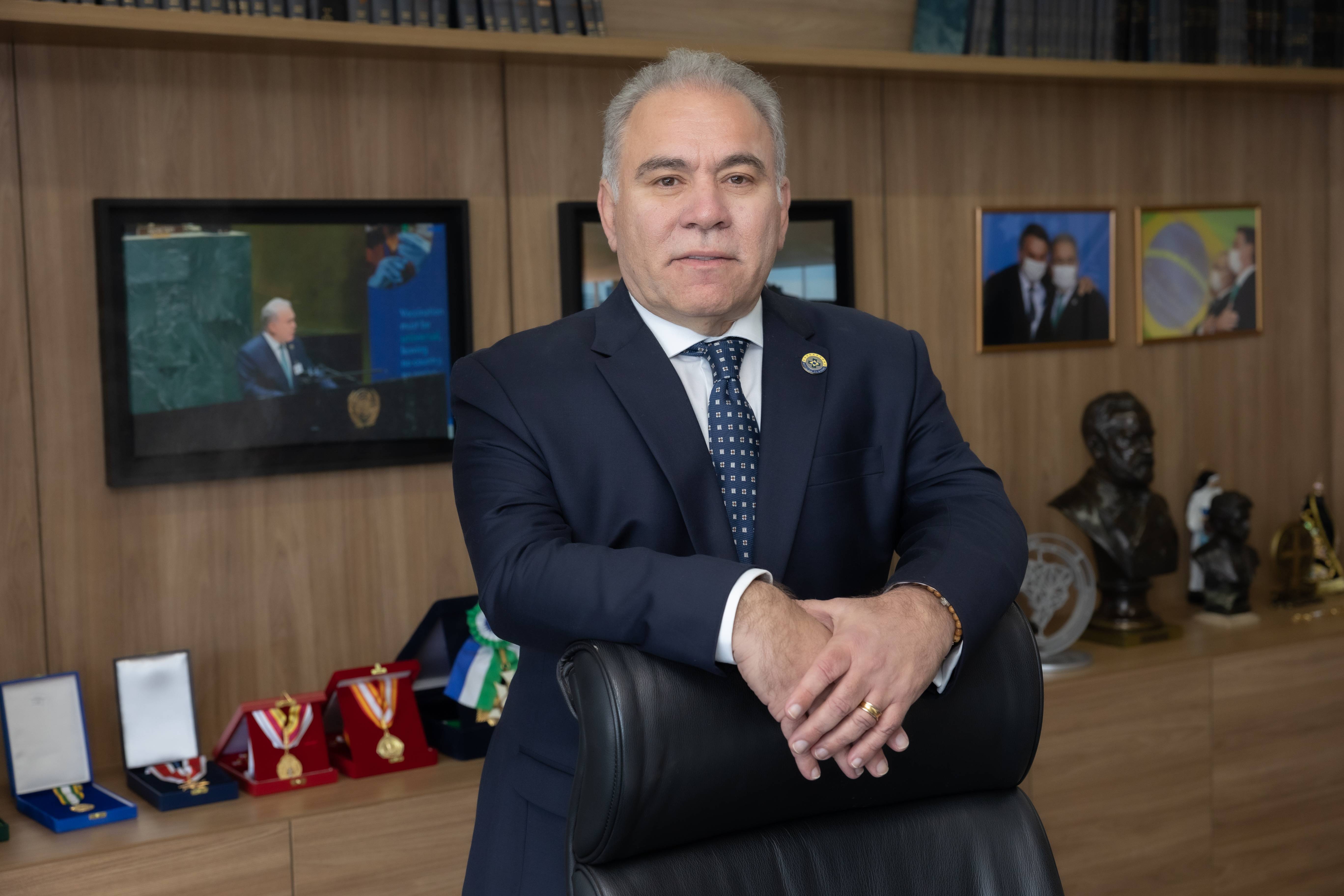 O cálculo de um ex-ministro de Bolsonaro para ganhar prefeitura na Paraíba