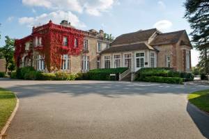 O Castelo de Clairefontaine: aspiração de todos os garotos O Castelo de Clairefontaine: aspiração de todos os garotos