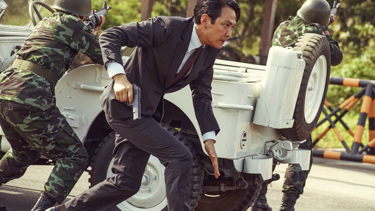 EXPLOSIVO - Lee no filme: os dramas de um país dominado por um governo opressor — e com vizinho bem perigoso -