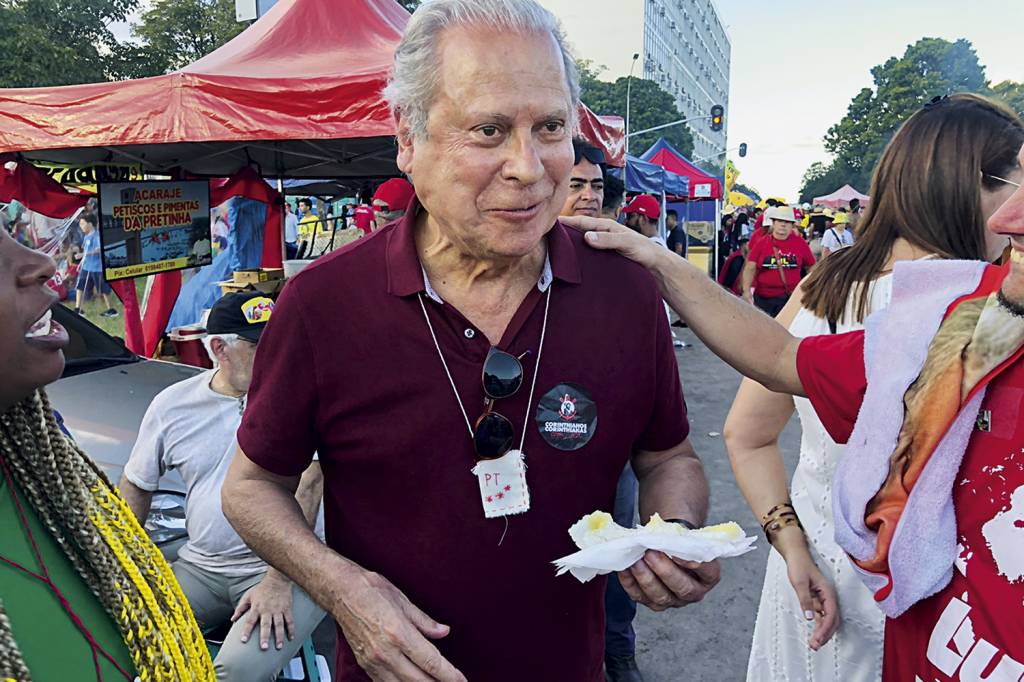 Novo juiz da Lava-Jato absolve José Dirceu em ação por lavagem de dinheiro