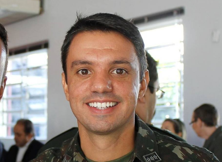 GSI tira primo do torturador Brilhante Ustra de cargo ligado à Presidência