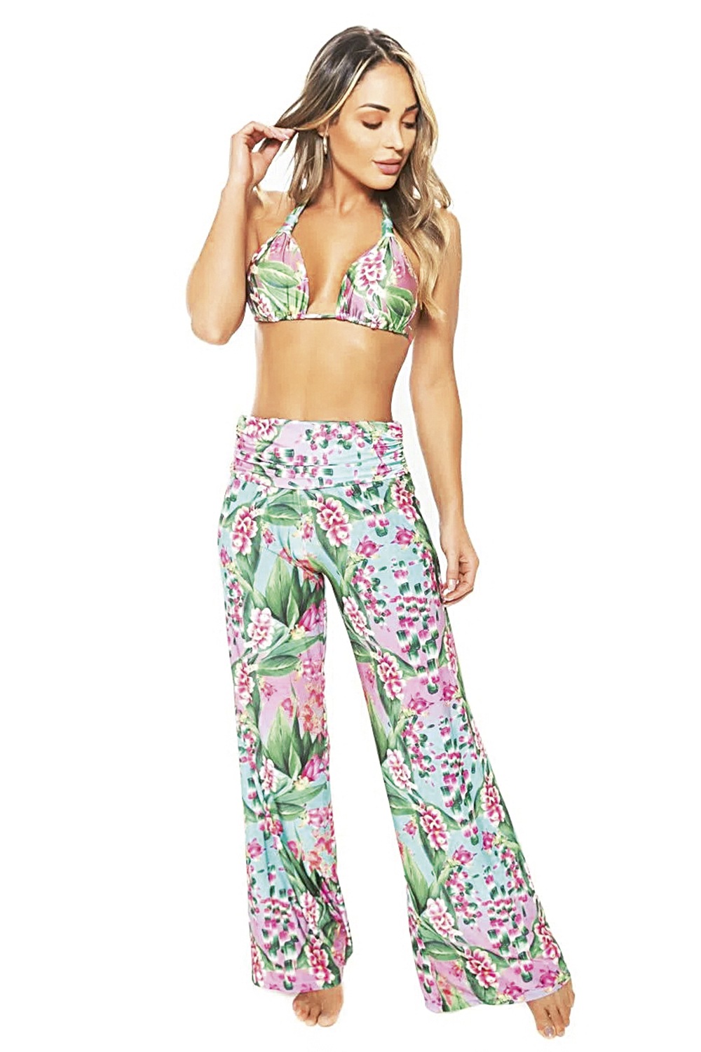 SAIDA-PANTALONA-MODA-PRAIA-2.jpg BOCA DE SINO - Revival: as pantalonas são opções para sair da areia ou da piscina -