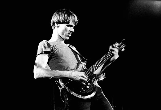 Lenda do punk, Tom Verlaine morreu ao lado de familiares em Manhattan