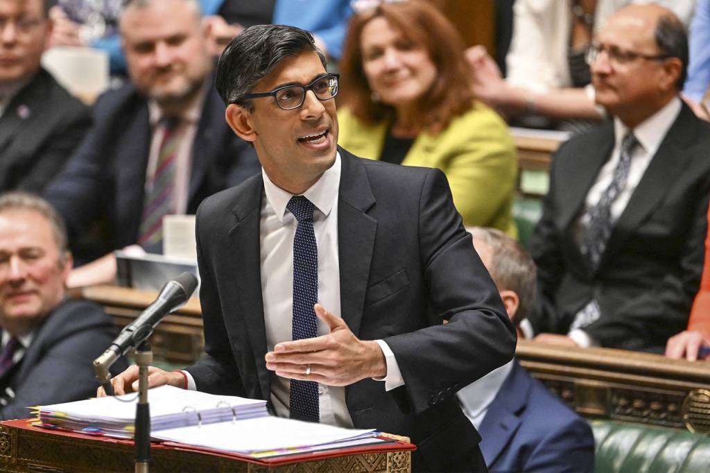 000_338B48U.jpg DIFICULDADE - O primeiro-ministro Sunak: plano frágil contra a crise e rebelião no Partido Conservador -