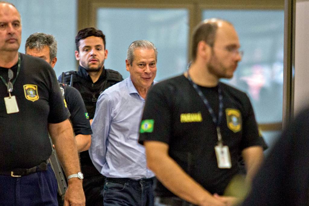 BRAZIL-LAVA-JATO-CORRUPTION O FATO - José Dirceu em 2012: o ex-ministro de Lula foi condenado e preso por corrupção no escândalo do mensalão -