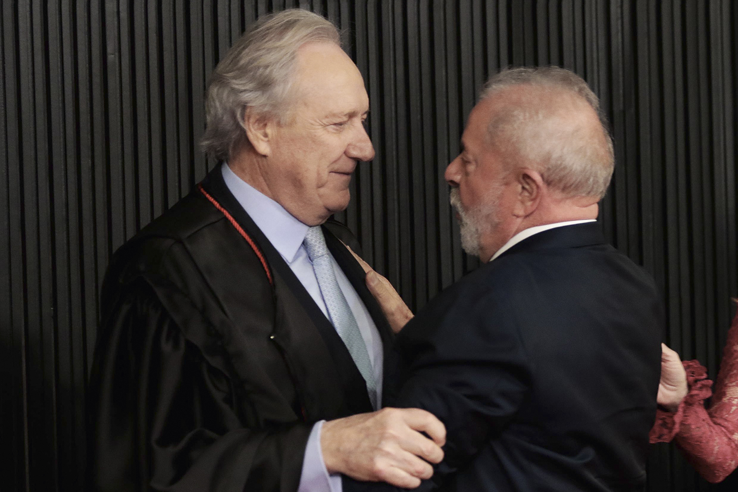 REENCONTRO&ensp;- Com Lula: indicado &agrave; Suprema Corte pelo petista em 2006 -