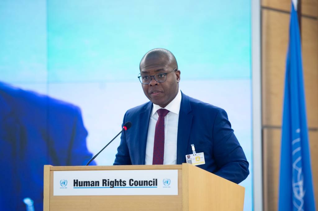 Por que a hiper politização é exaustiva e danosa?