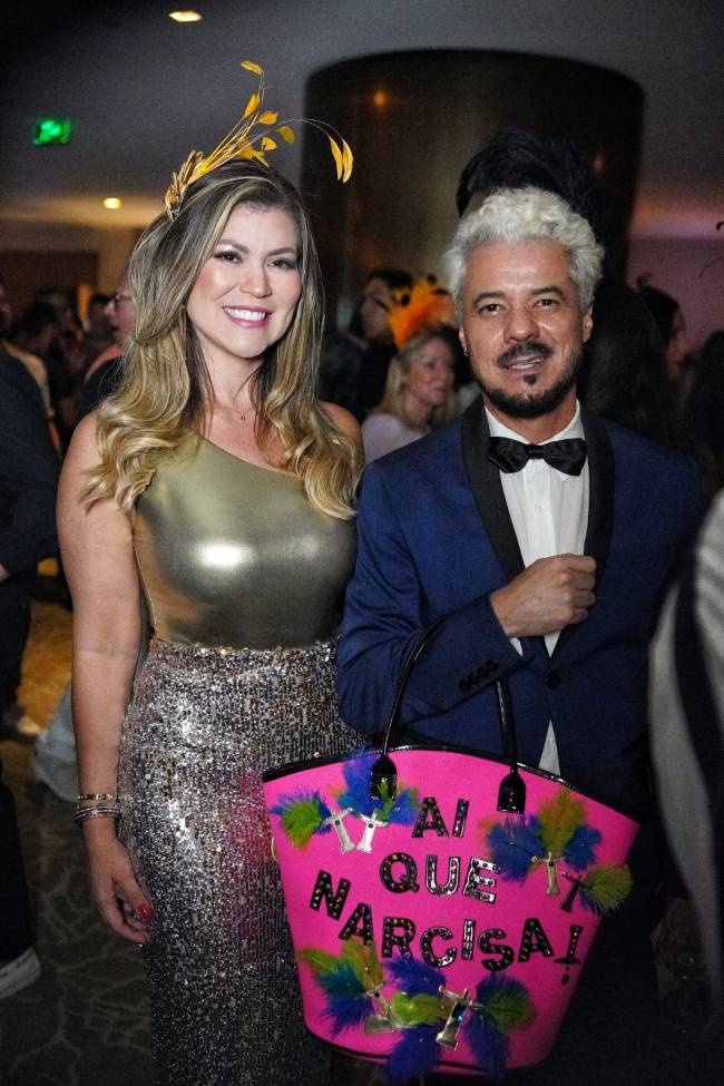 Analine Castro e Gilson Martins Analine Castro e Gilson Martins