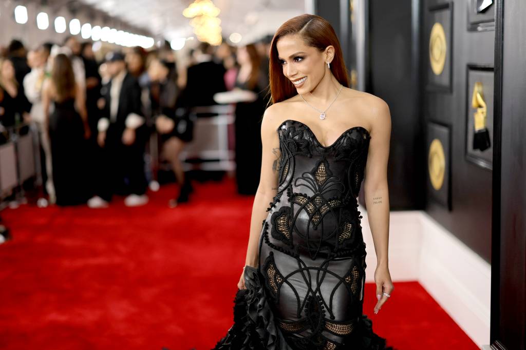 65th GRAMMY Awards – Red Carpet A cantora Anitta na cerimônia de premiação do Grammy 2023 -