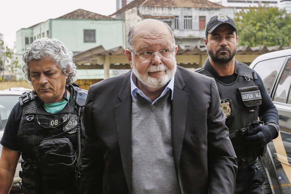 LAVA-JATO-LEO-PINHEIRO-PRISAO-2016-638.jpg PROPINA - Léo Pinheiro, da OAS: acordo de colaboração, multa e prisão domiciliar -
