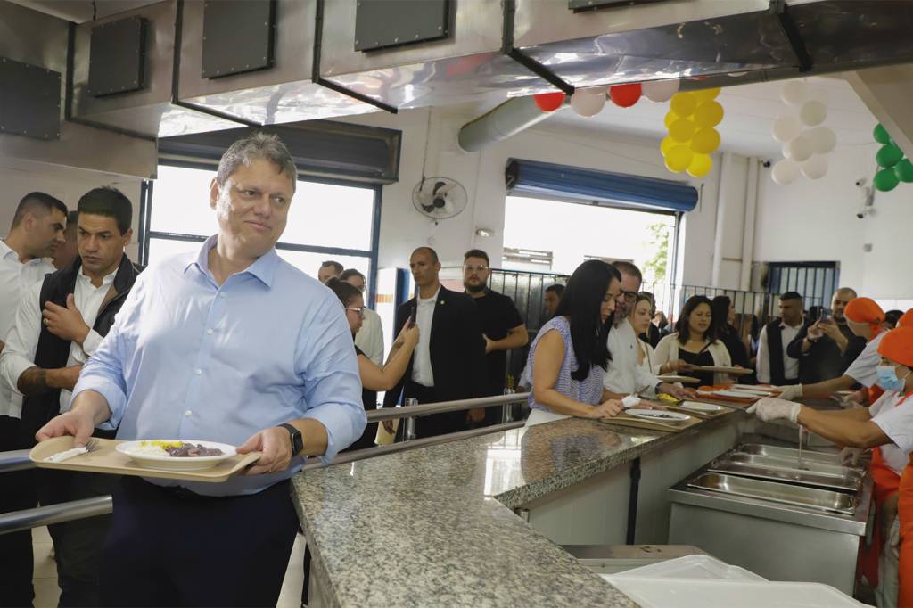 TARCISIO-FREITAS-REST-BOM-PRATO-2023-09.jpg SELF-SERVICE - Tarcísio: privatização, obras e dívidas no cardápio com Lula -