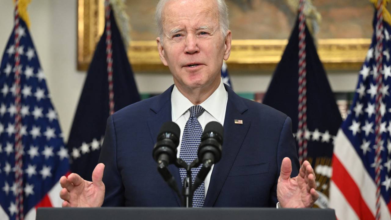 US President Joe Biden speaks about the US banking system on March 13, 2023 in the Roosevelt Room of the WHite House in Washington, DC. - Biden tried to reassure the world of the resilience of the US banking system as US and European authorities scrambled to prevent any contagion from the abrupt failure of Silicon Valley Bank (SVB). US federal authorities stepped in to ensure depositors still had access to their funds at SVB and regulators took over a second troubled lender. (Photo by SAUL LOEB / AFP)