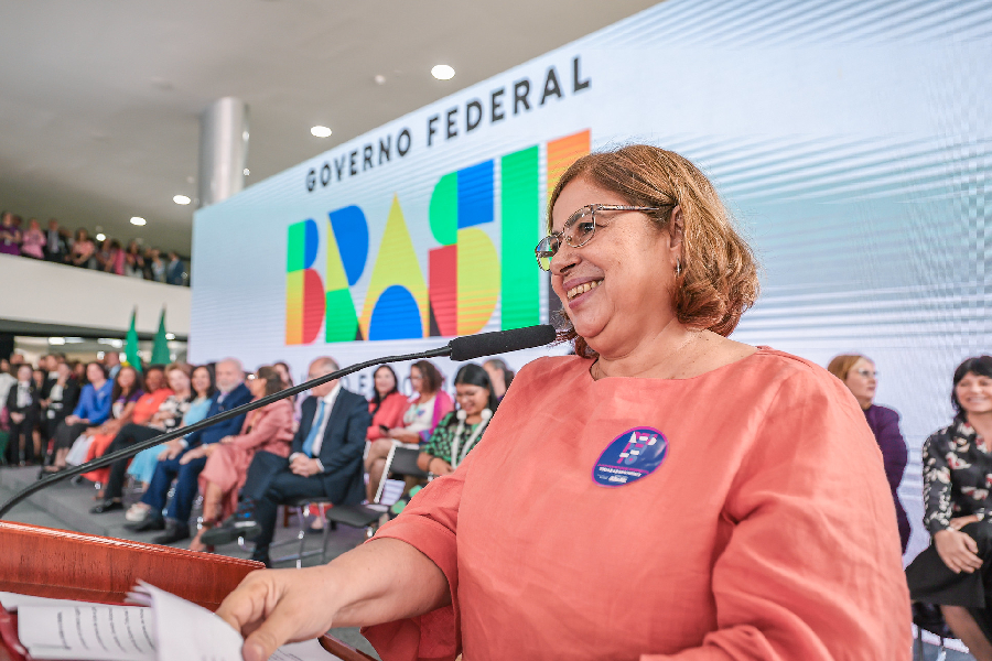 A ministra das Mulheres, Cida Gonçalves