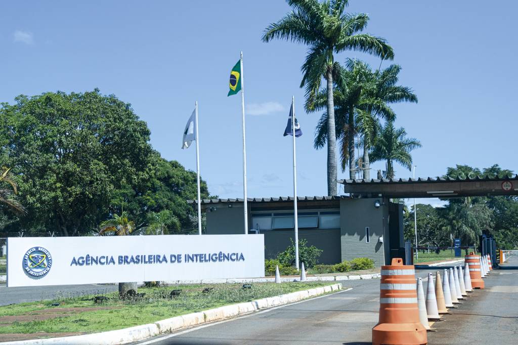 Urna eletrônica é segura, dizem agentes da Abin após depoimentos ao STF