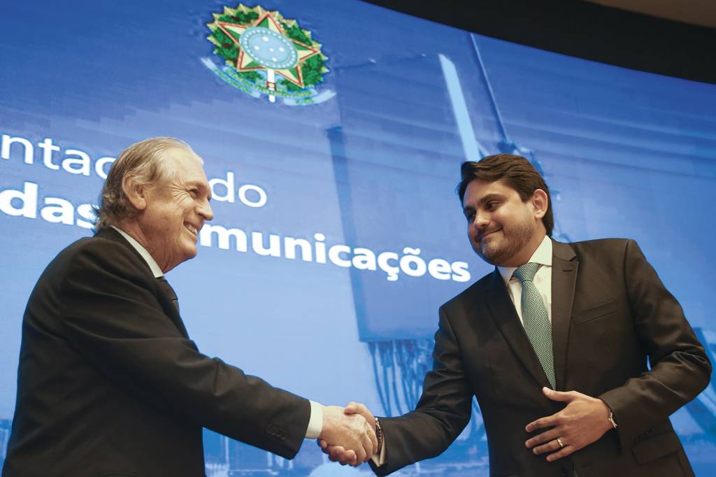 ABRE-LUCIANO-BIVAR-JUSCELINO-FILHO-2023-1.jpg ALIADO? - Bivar e Juscelino: com três ministérios, o União Brasil tem bancada resistente a Lula